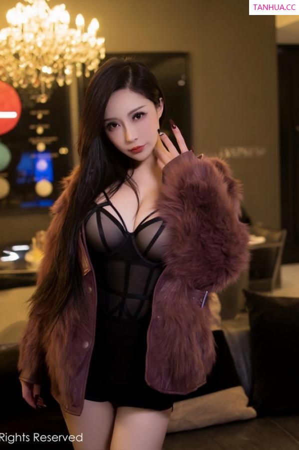   [XiuRen]高清写真图 2023.06.14 No.6908 大琪琪Emily 黑丝美腿第3张图片